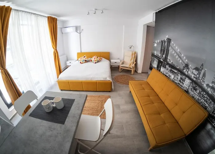 Queen's View Studio - Beachfront * Navodari